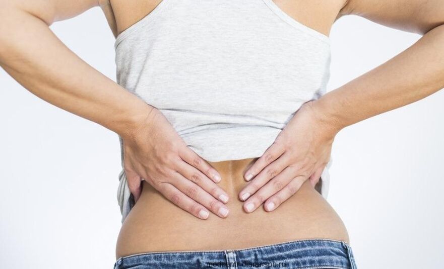 El dolor en la región lumbar puede ser la causa de la cistitis